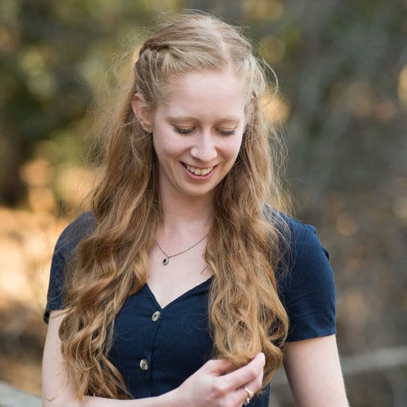 Meet your Posher, Grace - Picture 1 of 1